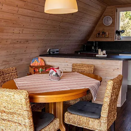 Finnhuette Rabennest Casa de Férias