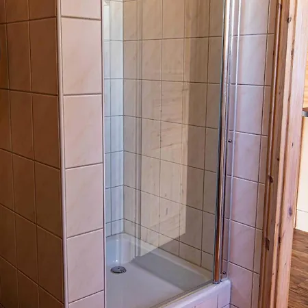 Casa de Férias Finnhuette Rabennest *