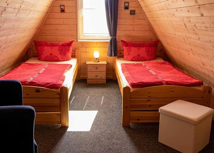 Finnhuette Rabennest Feriehus *